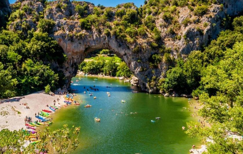 Gite Le Tilleul Vallon Pont D'Arc Esterno foto